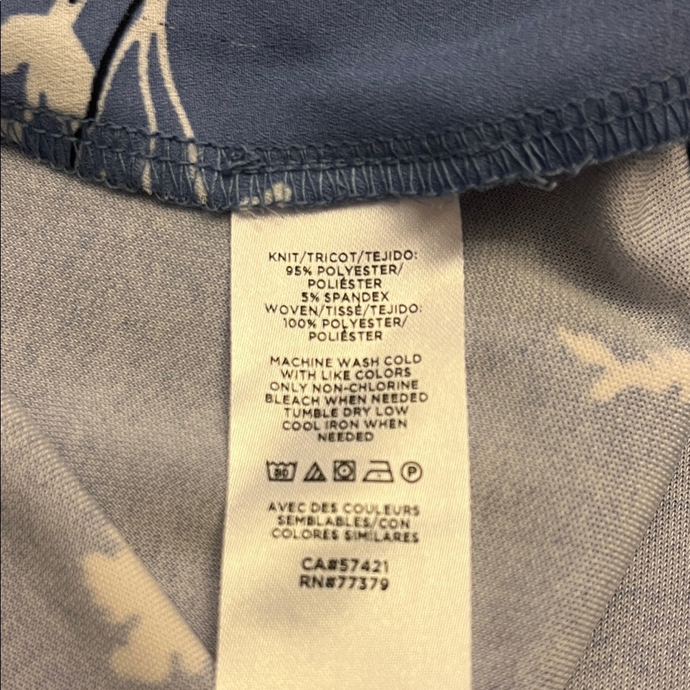 Ann Taylor light blue Floral Blouse size XSP - Picture 4 of 7